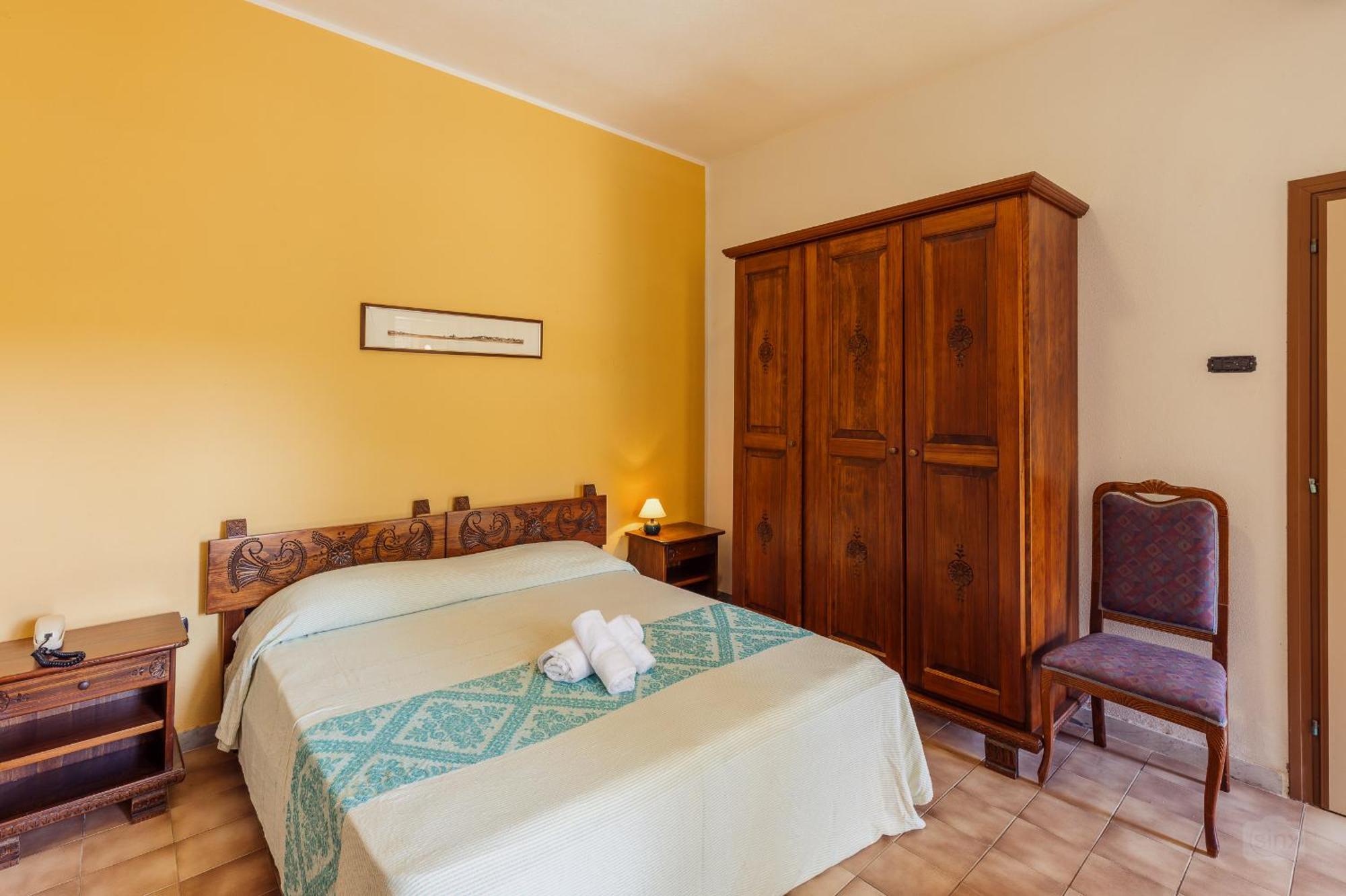 Malaspina Hotel & Resort Bosa Eksteriør bilde